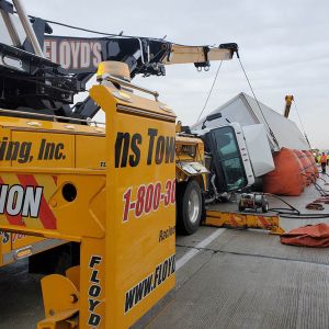 Air Cushion Recover of Semi on Highway